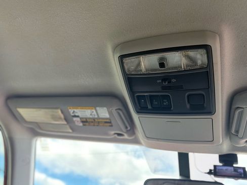 Used 2016 Toyota 4Runner SR5 image 26