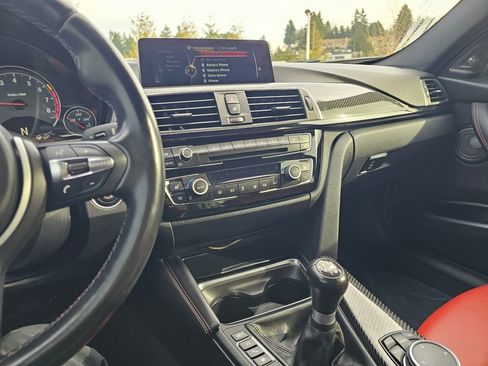 Used 2016 BMW M3 image 33