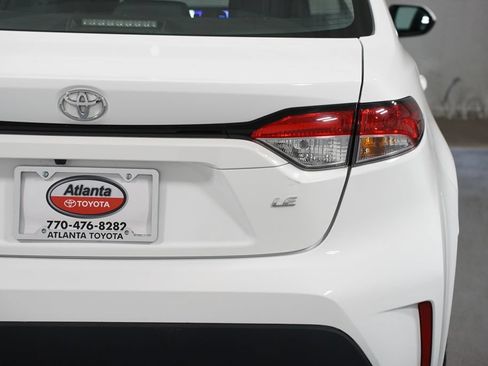 Certified 2024 Toyota Corolla LE FWD image 10