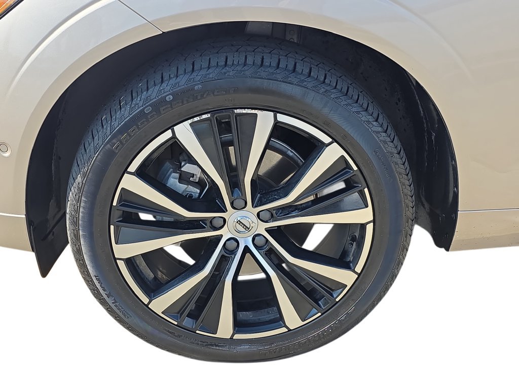 Used 2025 Volvo XC60 B5 Plus w/ Protection Package AWD/4WD image 31