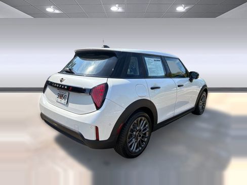 Used 2025 MINI Cooper S image 9