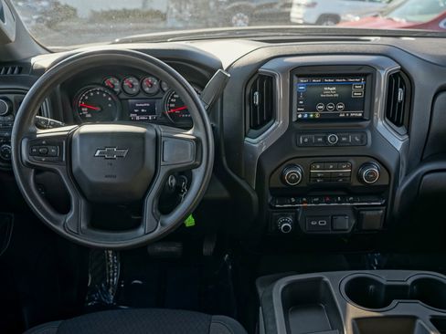 Used 2022 Chevrolet Silverado 1500 Custom Trail Boss w/ LPO, Dark Essentials Package image 12