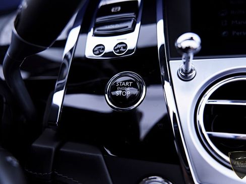 Used 2019 Rolls-Royce Dawn RWD image 89