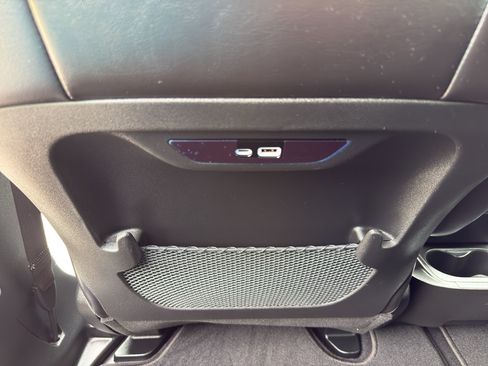 New 2026 Chrysler Pacifica Select FWD image 32