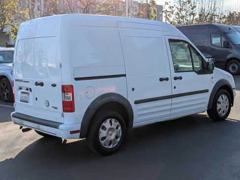 Used 2013 Ford Transit Connect XLT image 5