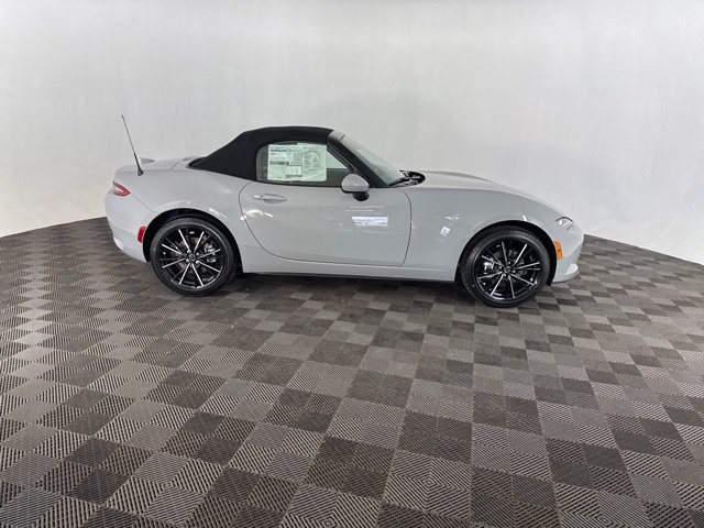 New 2026 MAZDA MX-5 Miata Grand Touring w/ Weather Package RWD image 5