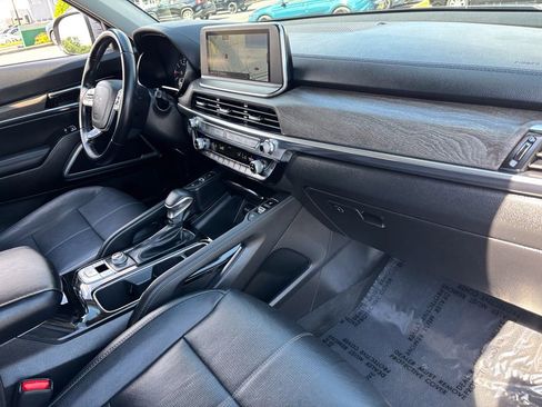 Used 2022 Kia Telluride EX w/ EX Premium Package FWD image 41