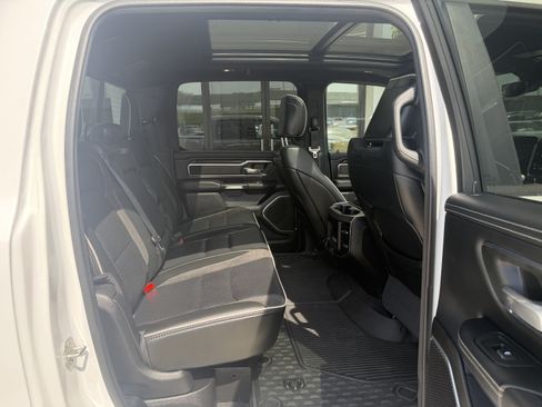 Used 2025 RAM 1500 Laramie w/ Sport Appearance Package AWD/4WD image 30