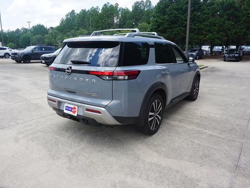 Used 2023 Nissan Pathfinder Platinum AWD/4WD image 24