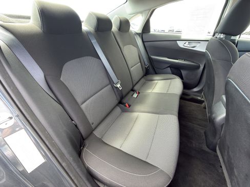 Used 2024 Kia Forte LXS FWD image 13