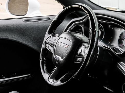 Used 2021 Dodge Challenger R/T Scat Pack RWD image 17