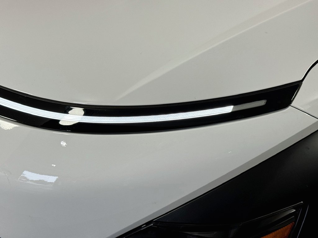 New 2027 Hyundai Kona Limited AWD/4WD image 3