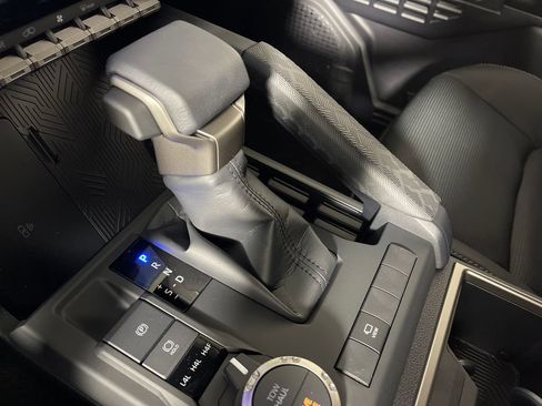 New 2026 Toyota 4Runner Limited AWD/4WD image 22