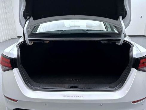 Certified 2023 Nissan Sentra SR w/ SR Premium Package image 21