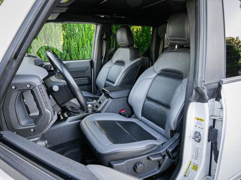 Used 2024 Ford Bronco Big Bend image 16