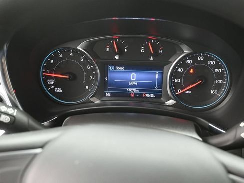 Used 2023 Chevrolet Equinox LT FWD image 11