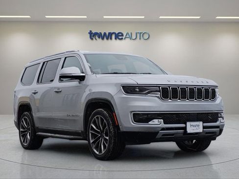 Used 2022 Jeep Wagoneer Series II w/ Premium Group I image 7