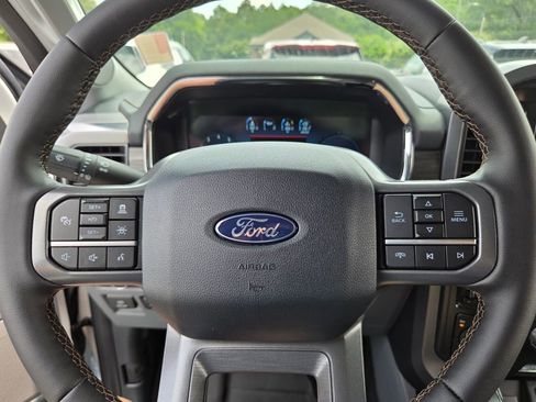 Used 2025 Ford F150 Lariat w/ Equipment Group 501A Mid AWD/4WD image 21