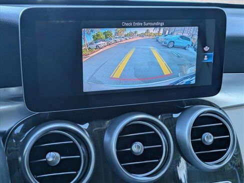 Used 2020 Mercedes-Benz GLC 300 image 12