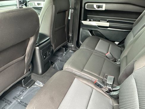 Certified 2023 Ford Explorer XLT image 13