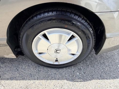 Used 2007 Honda Civic Hybrid Sedan image 28