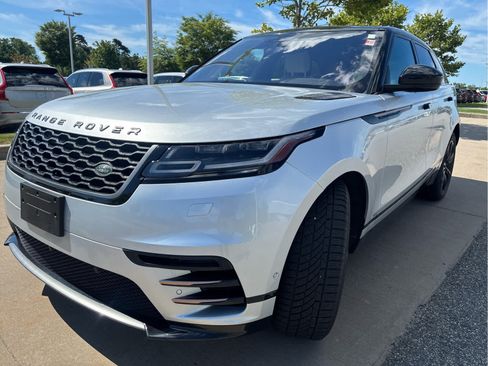 Used 2018 Land Rover Range Rover Velar R-Dynamic SE AWD/4WD image 7