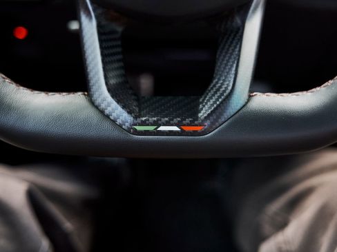 Used 2025 Lamborghini Revuelto AWD/4WD image 62