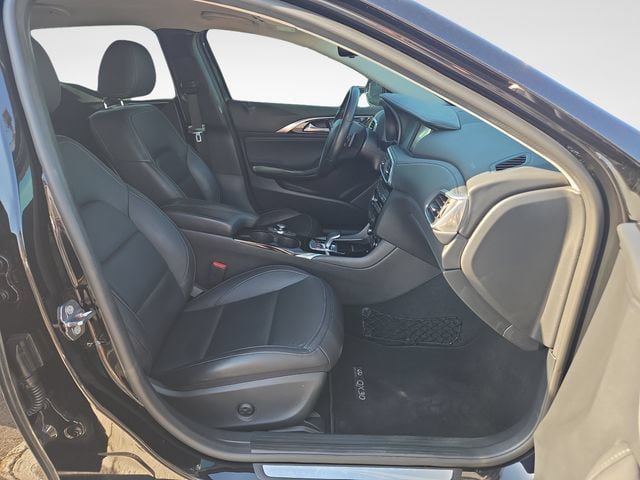 Used 2019 INFINITI QX30 AWD image 35