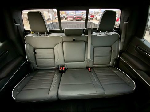 New 2026 GMC Sierra 1500 AT4X image 33