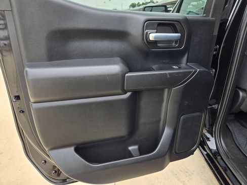 Used 2022 Chevrolet Silverado 1500 Custom RWD image 21