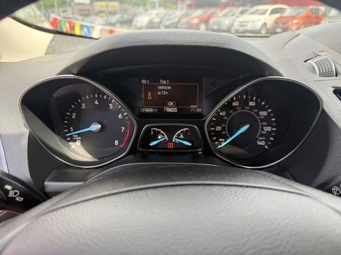 Used 2018 Ford Escape SEL image 9