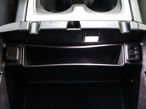 Used 2018 GMC Sierra 1500 SLE image 29