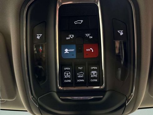 Used 2024 Jeep Grand Cherokee Limited 4xe w/ Luxury Tech Group II image 26