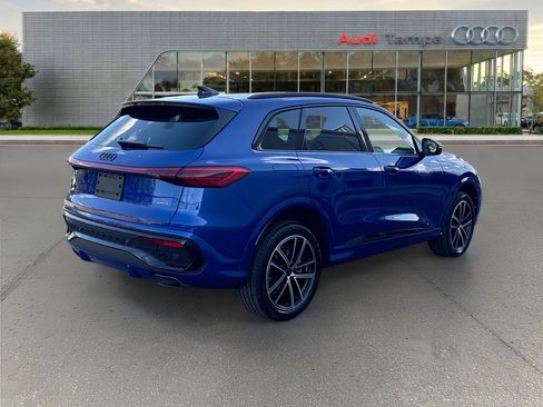New 2026 Audi Q5 Premium AWD/4WD image 3
