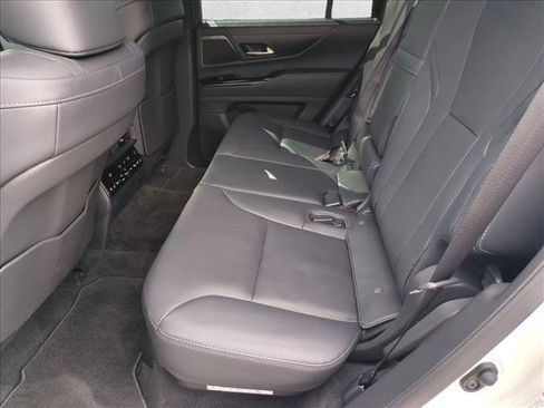 New 2025 Lexus LX 700h Luxury image 15