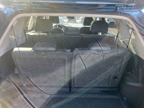 Used 2019 Volkswagen Tiguan SE w/ Panoramic Sunroof Package AWD/4WD image 15