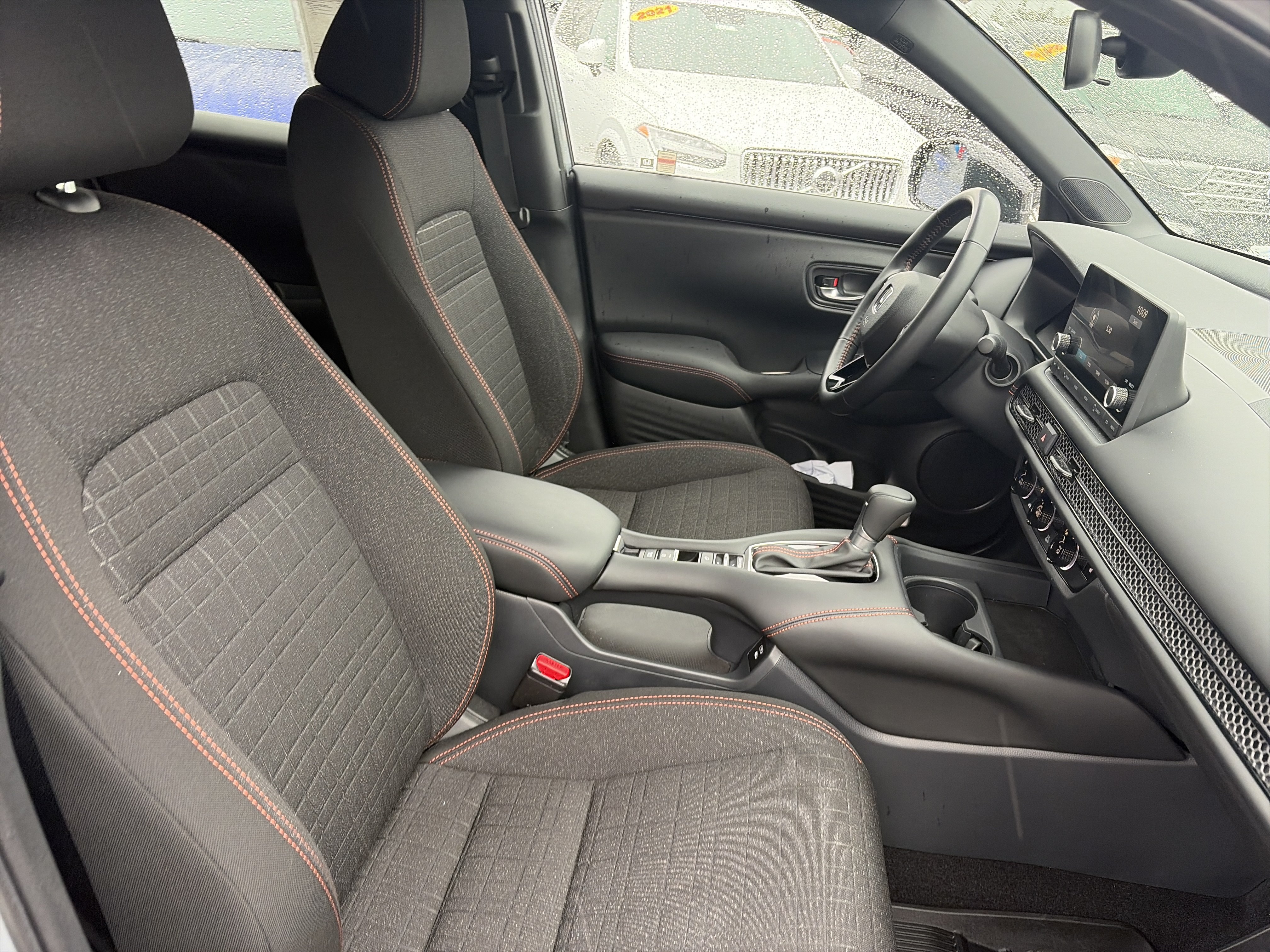 Certified 2025 Honda HR-V Sport image 13