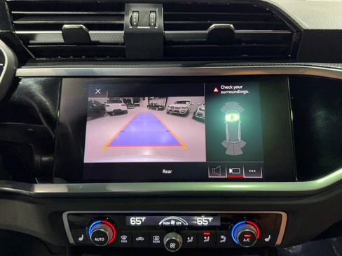 Used 2021 Audi Q3 2.0T Premium w/ Convenience Package image 39