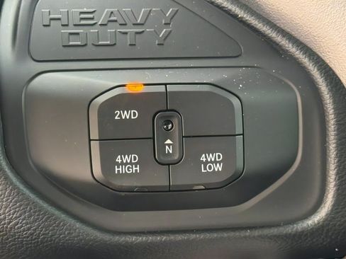 New 2026 RAM 2500 Laramie w/ Night Edition AWD/4WD image 22