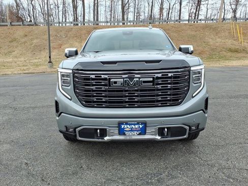 Used 2025 GMC Sierra 1500 Denali Ultimate image 8