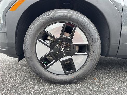 New 2026 Hyundai Santa Fe SE image 11