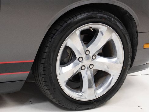 Used 2013 Dodge Challenger R/T image 53