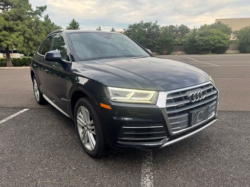 Used 2020 Audi Q5 2.0T Premium Plus w/ Premium Plus Package AWD/4WD image 6