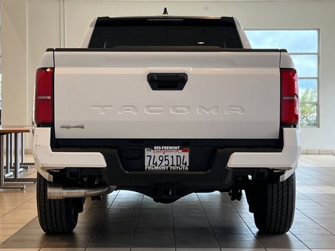 Certified 2025 Toyota Tacoma SR5 image 5