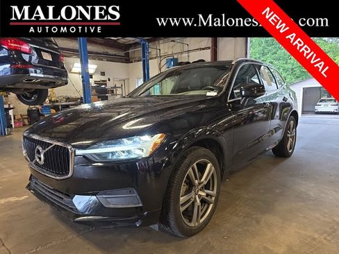 Used 2020 Volvo XC60 T6 Momentum AWD/4WD image 1
