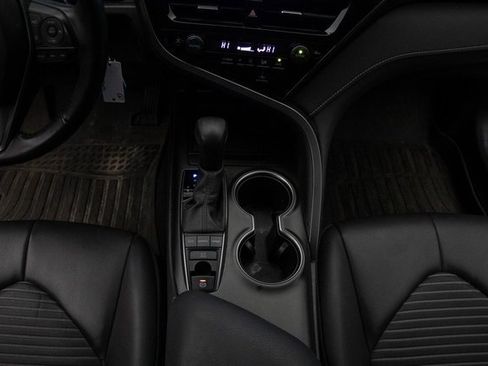 Used 2022 Toyota Camry SE image 22