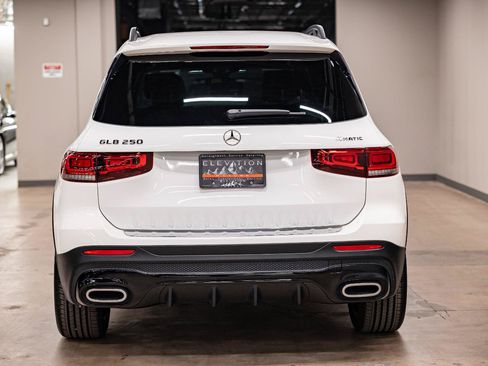 Used 2020 Mercedes-Benz GLB 250 4MATIC image 29