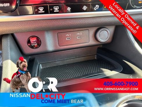 Used 2025 Nissan Rogue SV FWD image 27