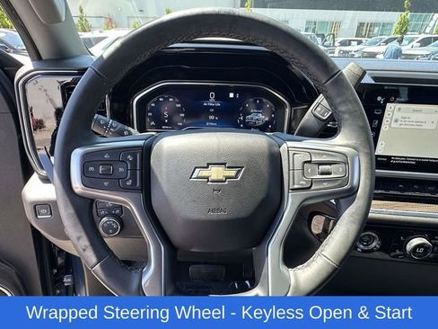Used 2023 Chevrolet Silverado 1500 LT AWD/4WD image 13