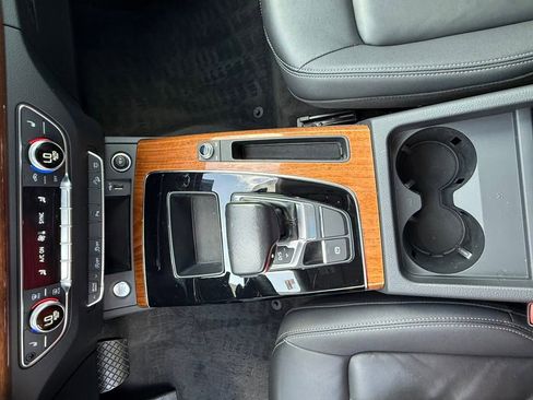 Certified 2023 Audi Q5 2.0T Premium w/ Convenience Package image 20